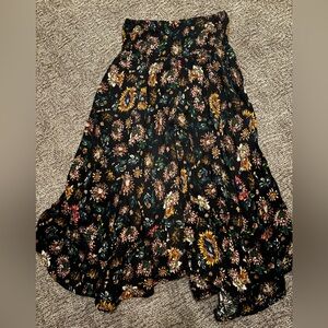 NATURAL LIFE Asymmetrical Skirt - Black with Floral Pattern